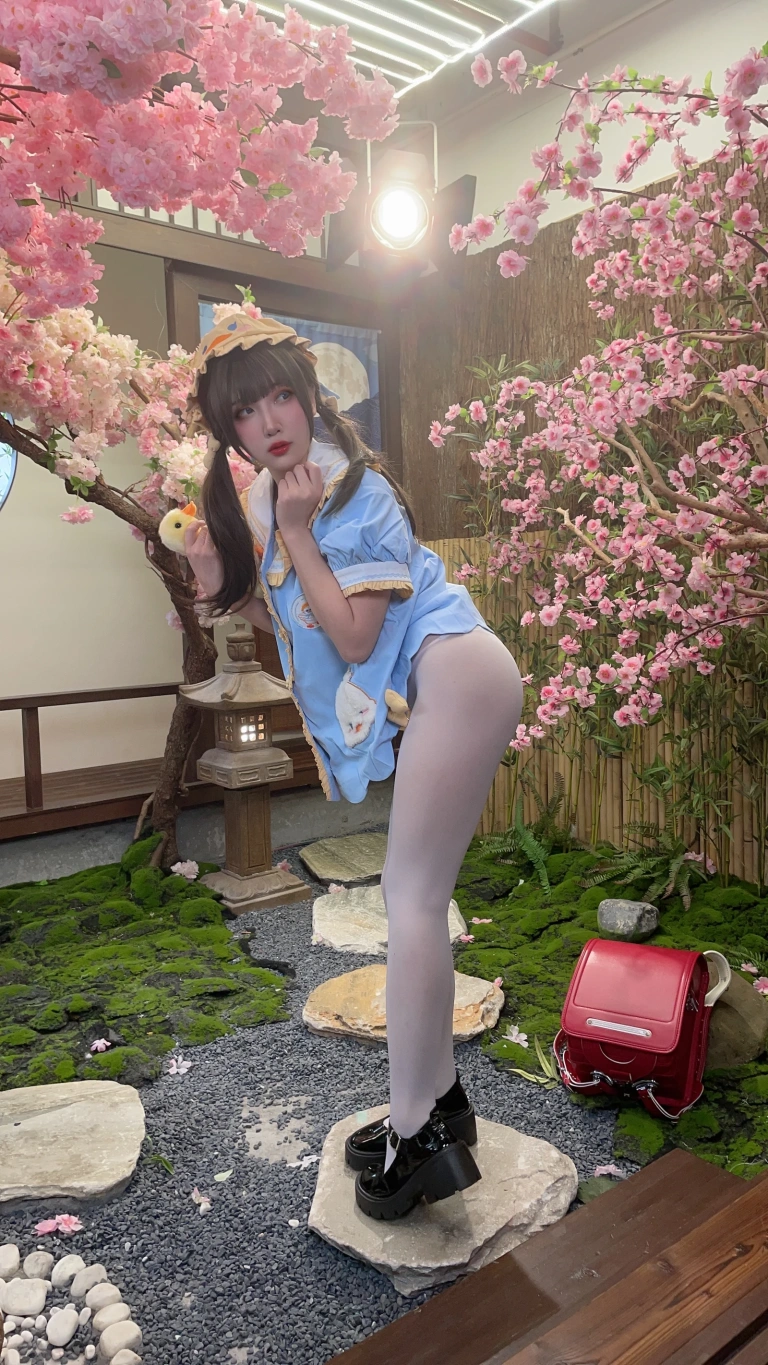 小和甜酒《鸭鸭幼稚园》主题写真：170张全套美图，含2个视频
