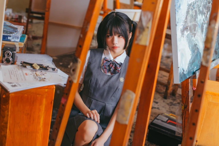 桜桃喵《画室少女》主题写真：17张全套美图