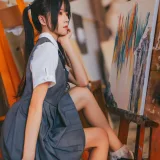 桜桃喵《画室少女》主题写真：17张全套美图