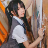 桜桃喵《画室少女》主题写真：17张全套美图