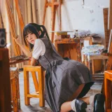 桜桃喵《画室少女》主题写真：17张全套美图
