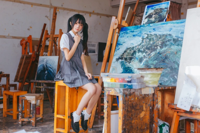 桜桃喵《画室少女》主题写真：17张全套美图