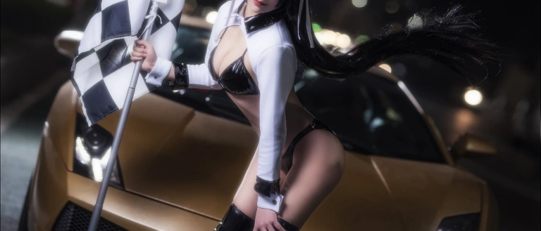抱走莫子《车女郎》主题写真：22张全套美图