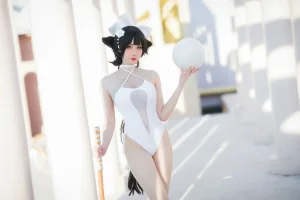 焖焖碳《高雄泳装》主题写真：24张全套美图