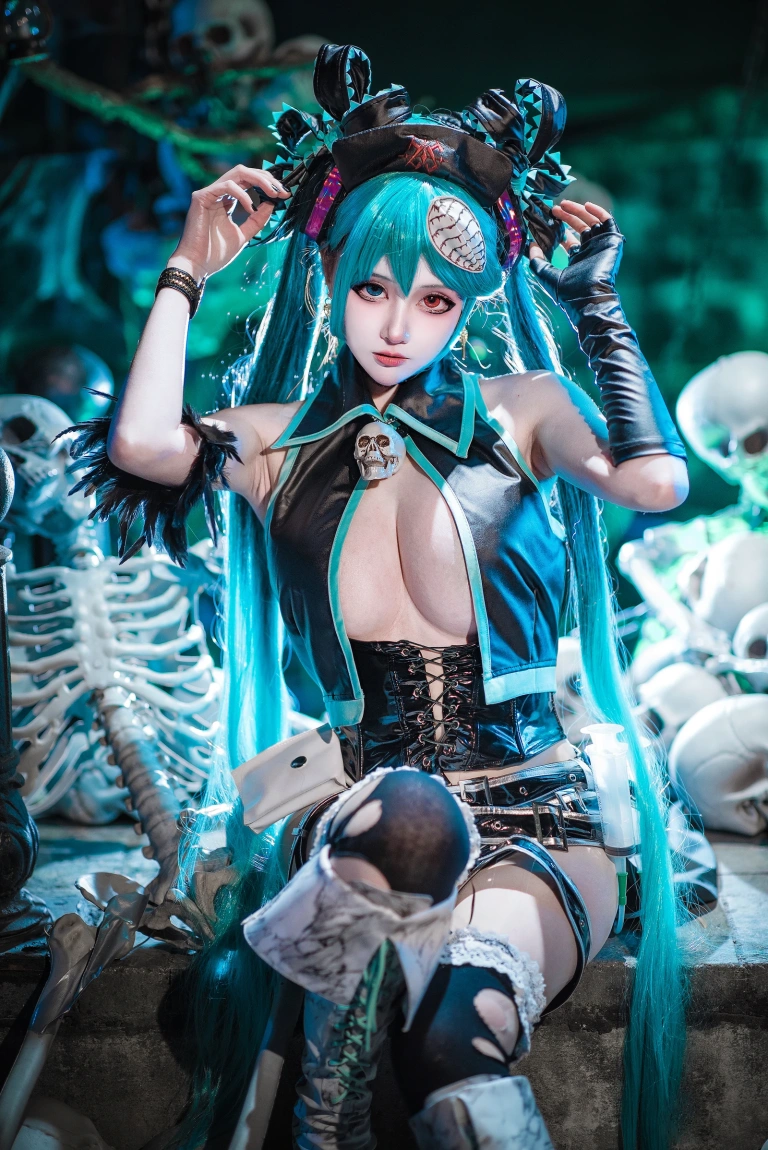 凛子酱《骸音》主题写真：27张全套美图