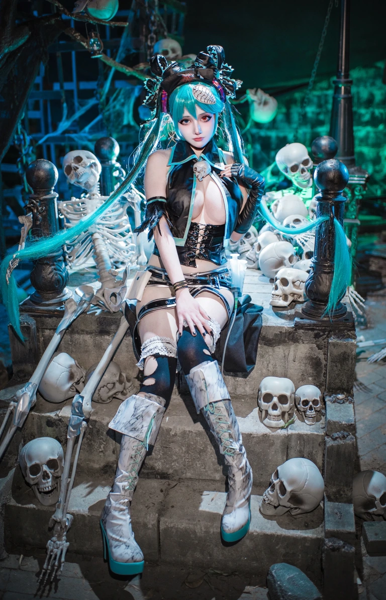 凛子酱《骸音》主题写真：27张全套美图