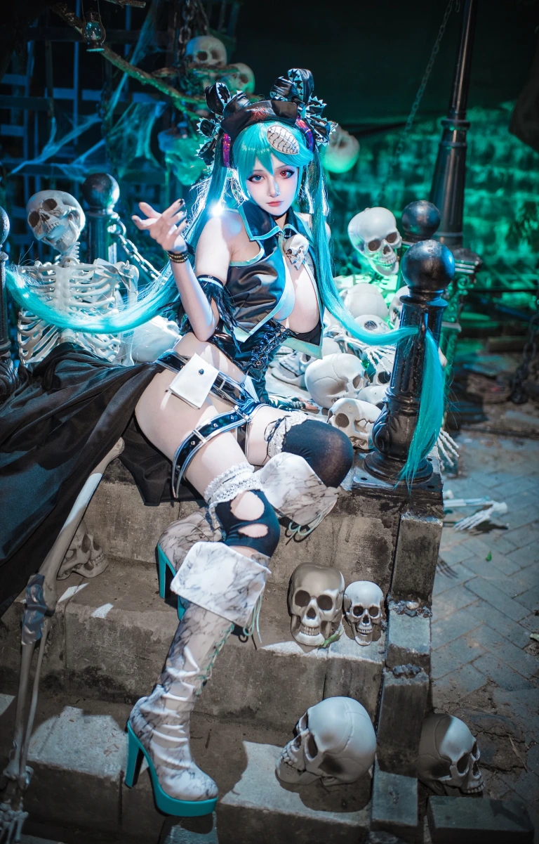 凛子酱《骸音》主题写真：27张全套美图
