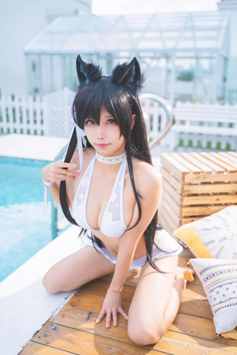 三無人型《碧蓝航线 爱宕泳装》主题写真：30张全套美图