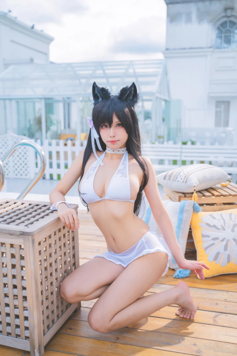 三無人型《碧蓝航线 爱宕泳装》主题写真：30张全套美图