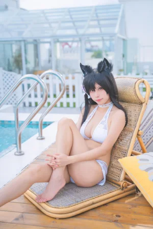 三無人型《碧蓝航线 爱宕泳装》主题写真：30张全套美图