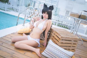 三無人型《碧蓝航线 爱宕泳装》主题写真：30张全套美图