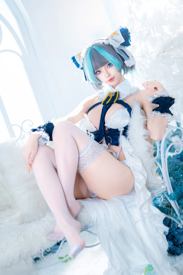狐玖玖《柴郡睡衣》主题写真：32张全套美图