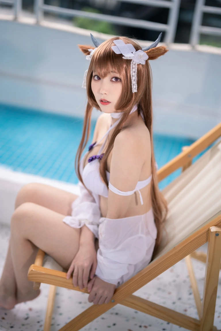 汪知子《樫野泳装》主题写真：33张全套美图
