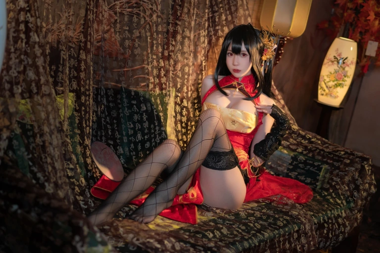 西园寺南歌《大凤 旗袍》主题写真：35张全套美图