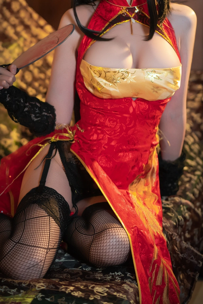 西园寺南歌《大凤 旗袍》主题写真：35张全套美图