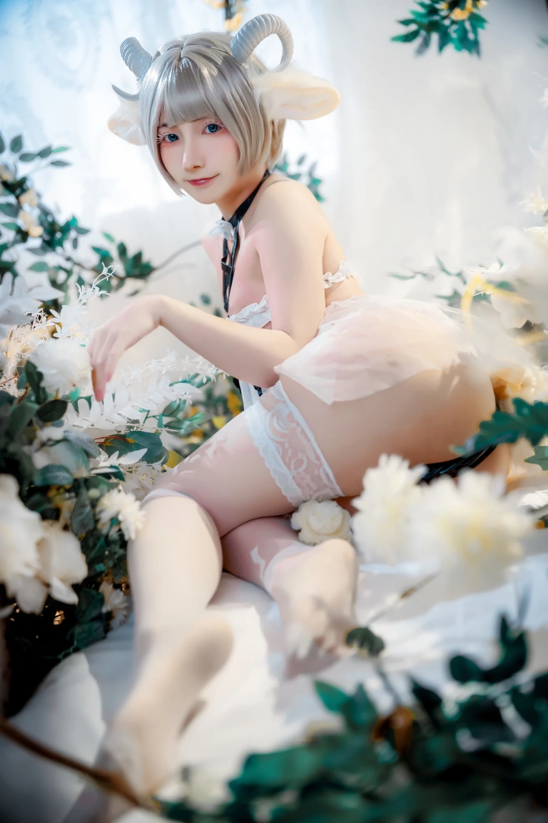 是三不是世《羊羊》主题写真：39张全套美图