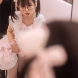 幼水铃衣《小蛋糕加JK》主题写真：30张全套美图，含1个视频