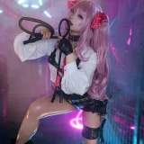 伊喵君《Nikke胜利女神尤妮》主题写真：34张全套美图