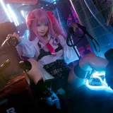 伊喵君《Nikke胜利女神尤妮》主题写真：34张全套美图
