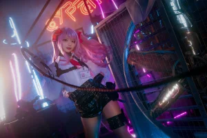 伊喵君《Nikke胜利女神尤妮》主题写真：34张全套美图