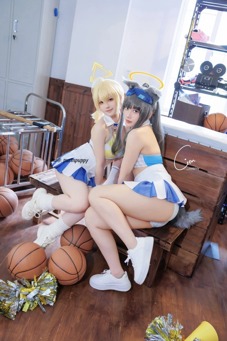 屿鱼《[Patreon] 2023年08月套图会员合集》主题写真：85张全套美图