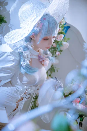 小野寺地瓜《纯白魔女》主题写真：15张全套美图