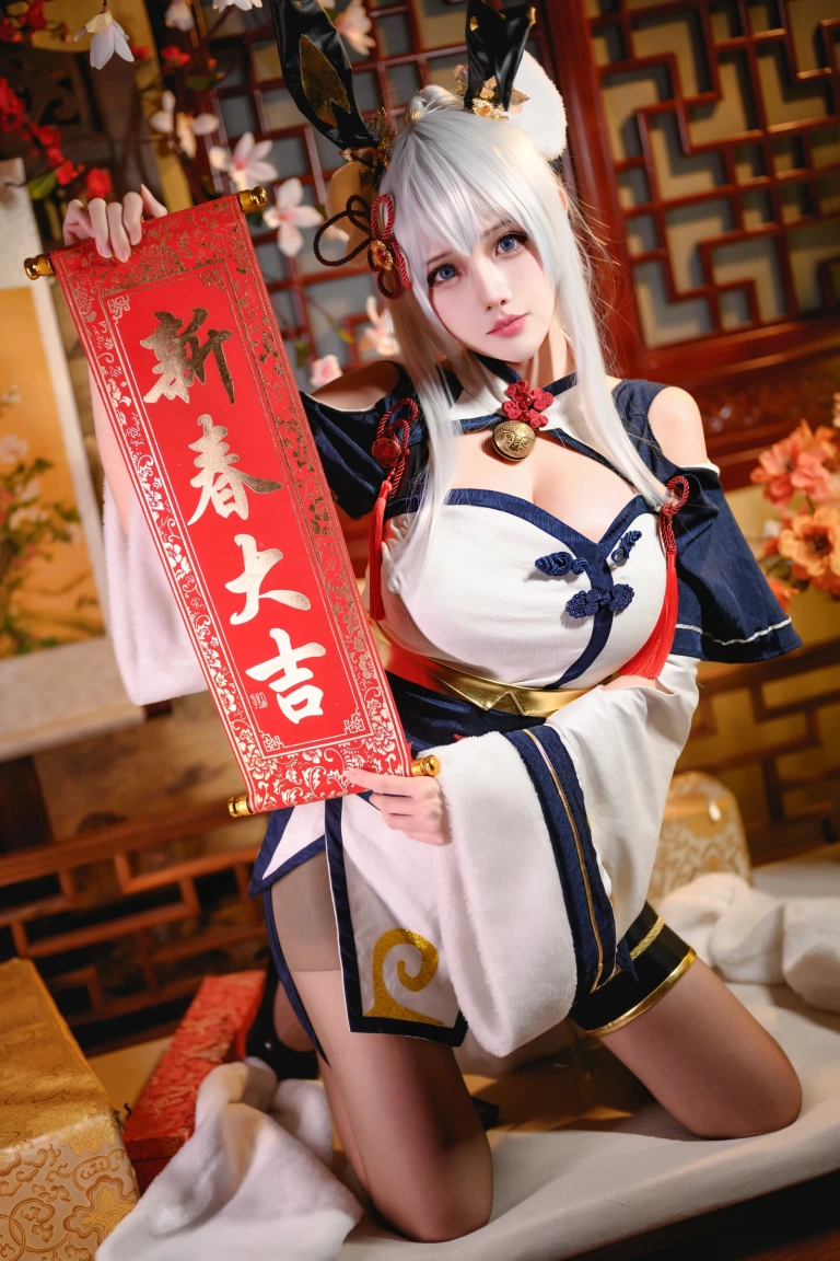 凛子酱《旗袍兔兔》主题写真：21张全套美图