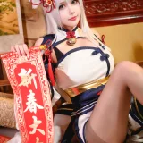 凛子酱《旗袍兔兔》主题写真：21张全套美图