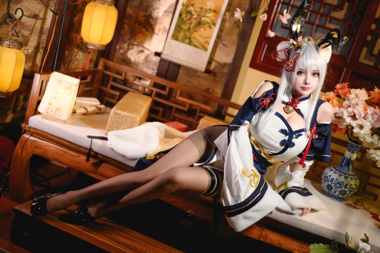 凛子酱《旗袍兔兔》主题写真：21张全套美图