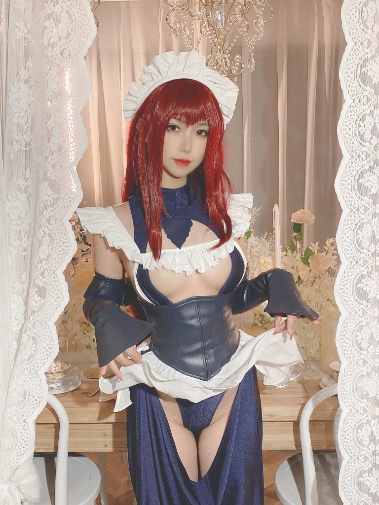 一北亦北《斯卡哈同人女仆》主题写真：24张全套美图，含2个视频