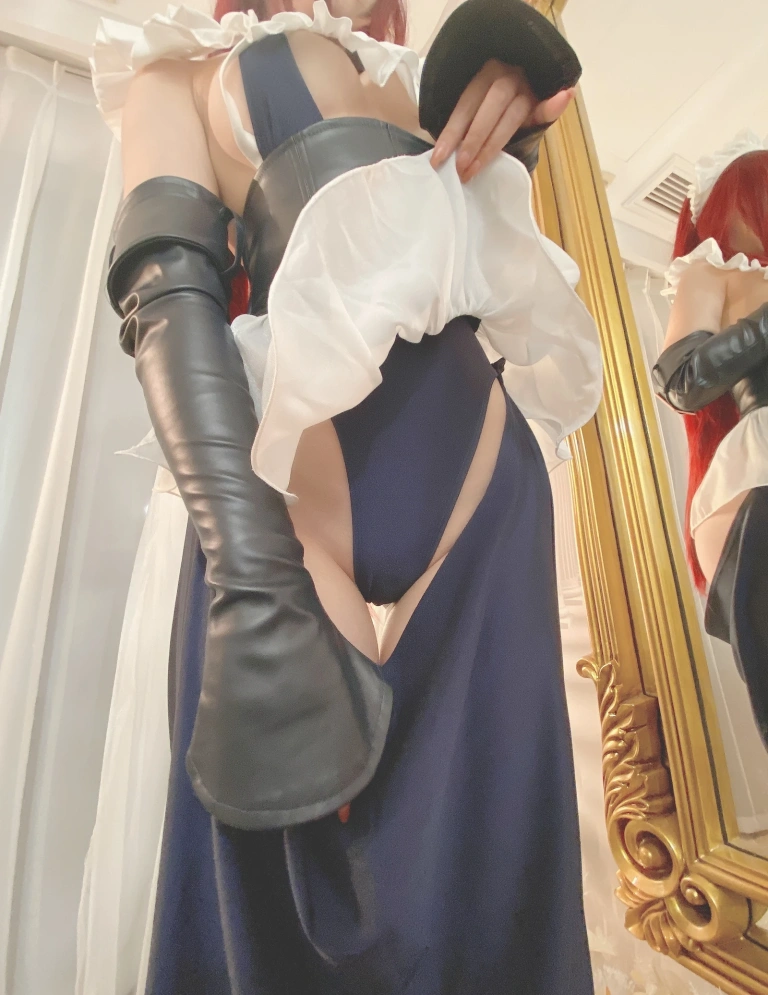 一北亦北《斯卡哈同人女仆》主题写真：24张全套美图，含2个视频