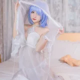 九九八《蕾姆》主题写真：25张全套美图
