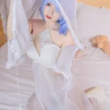 九九八《蕾姆》主题写真：25张全套美图