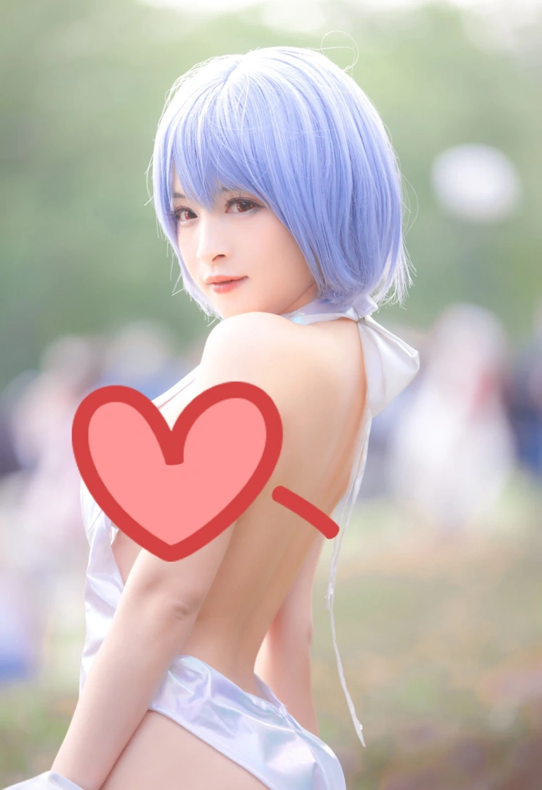 九九八《蕾姆》主题写真：25张全套美图