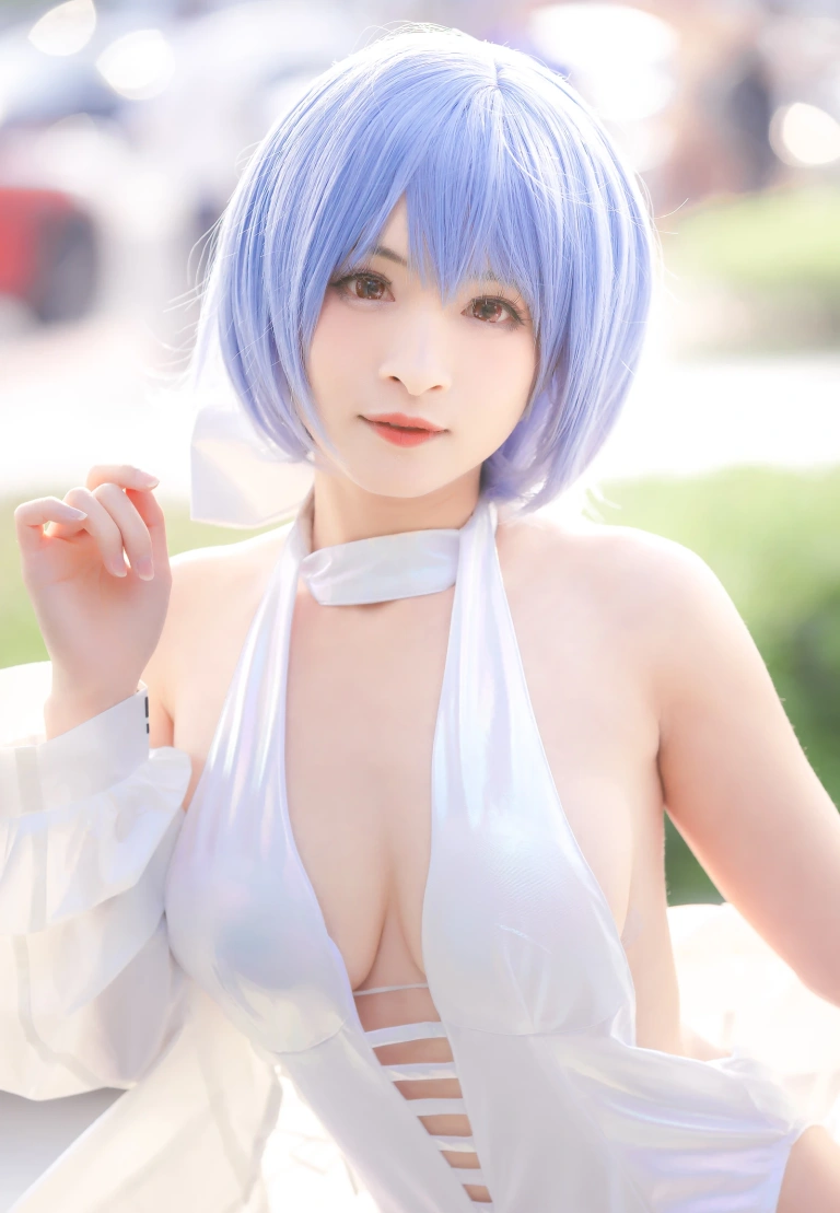 九九八《蕾姆》主题写真：25张全套美图