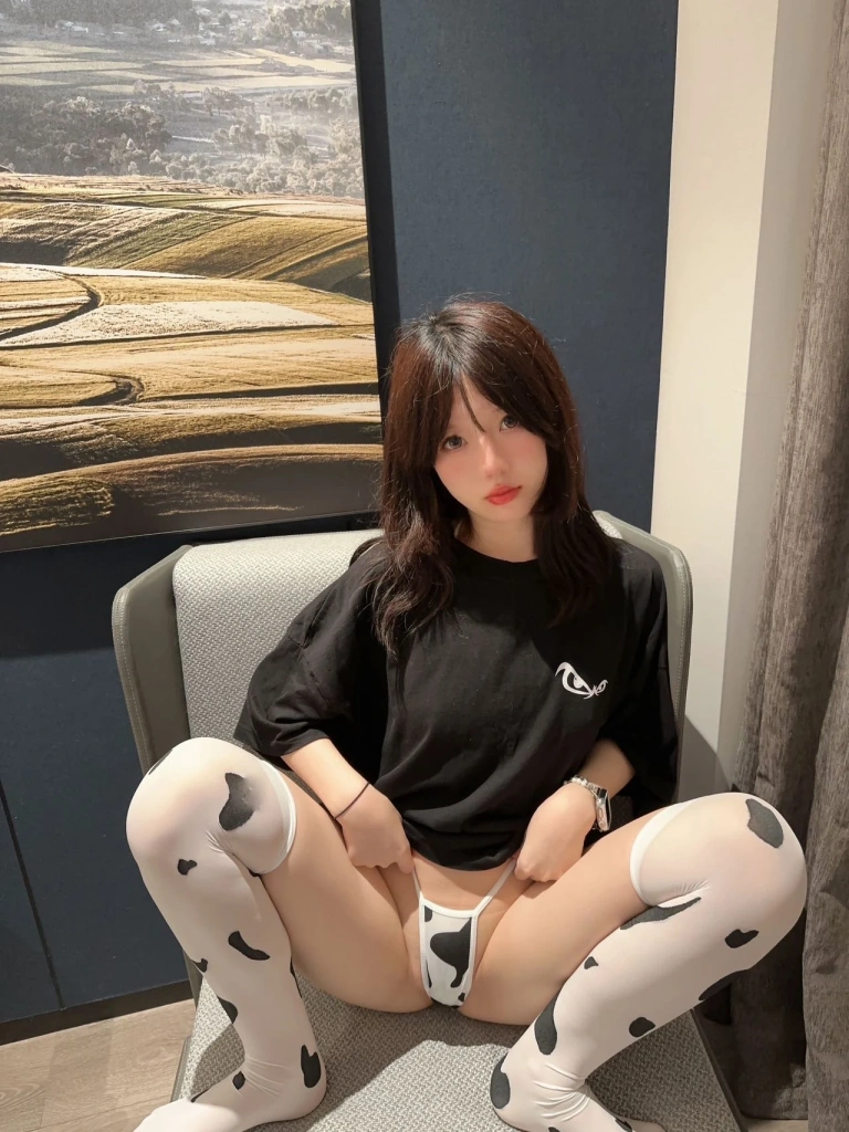 海克斯科技《星期一的奶牛》主题写真：29张全套美图