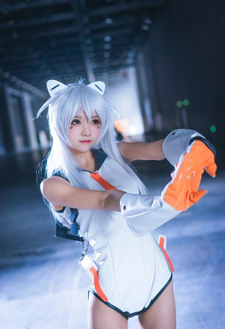 桜桃喵《机动战队：遥 2》主题写真：32张全套美图