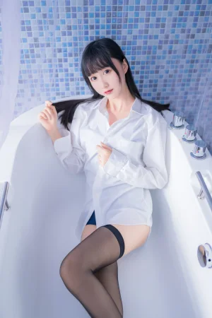 木棉棉《死库水》主题写真：30张全套美图