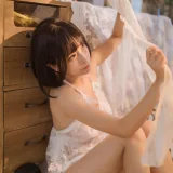 三無人型《日落》主题写真：32张全套美图