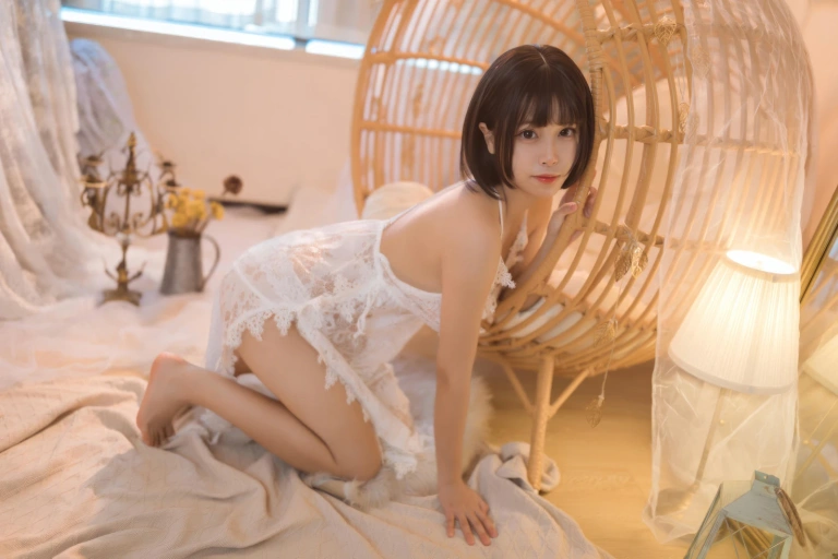 三無人型《日落》主题写真：32张全套美图