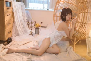 三無人型《日落》主题写真：32张全套美图