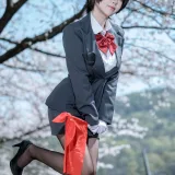 矢量鱼《蔚蓝档案 春日椿导游》主题写真：32张全套美图