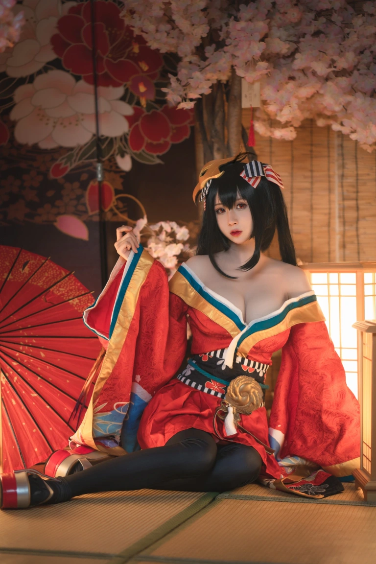 西园寺南歌《大凤 原皮》主题写真：32张全套美图
