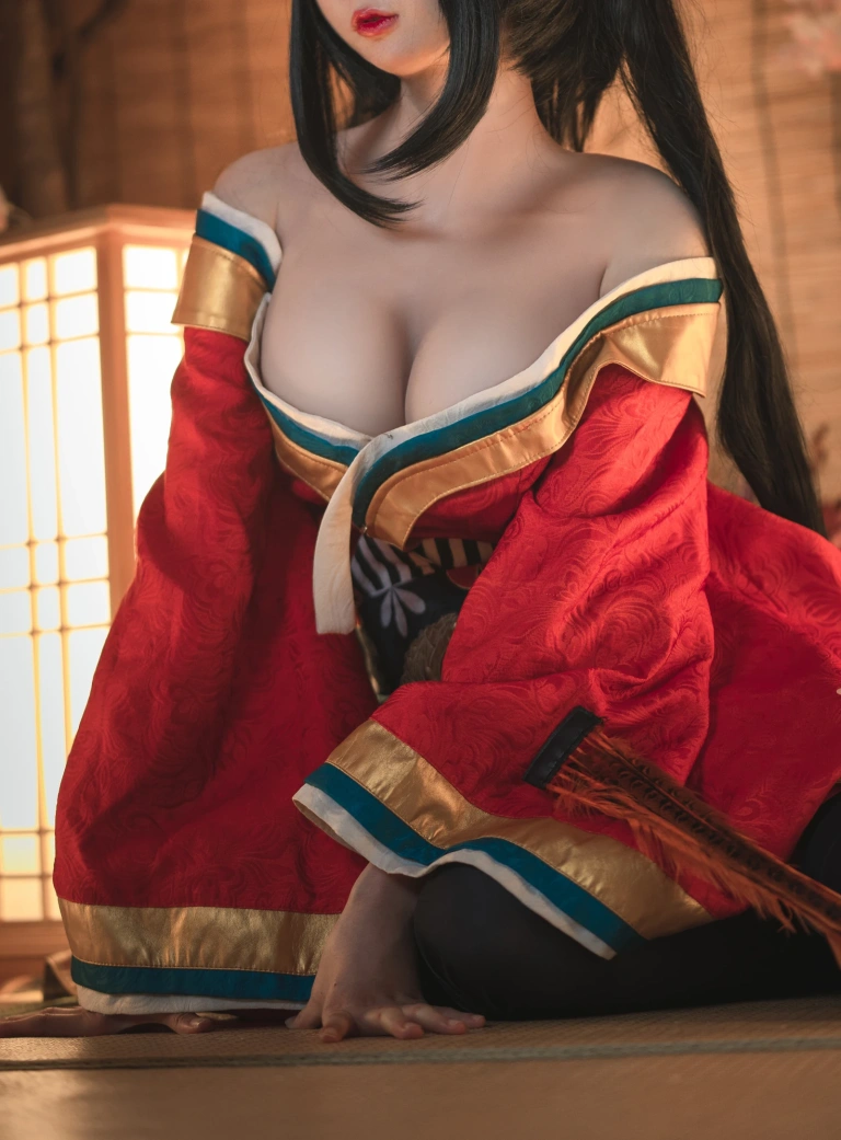 西园寺南歌《大凤 原皮》主题写真：32张全套美图