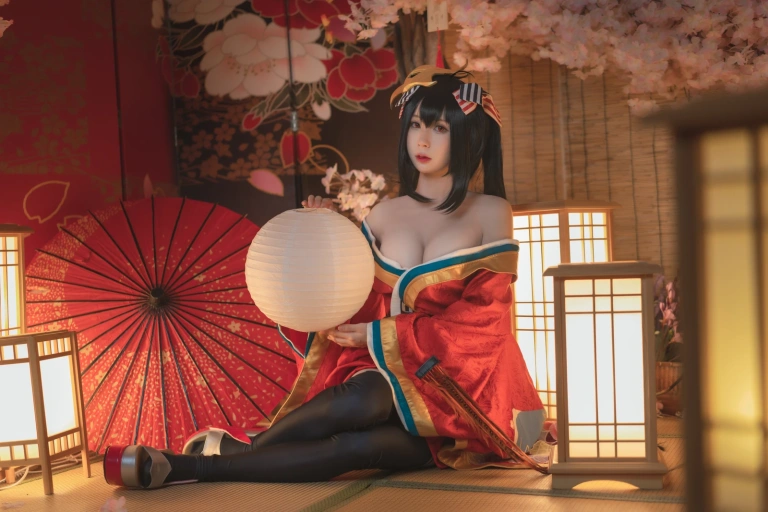 西园寺南歌《大凤 原皮》主题写真：32张全套美图
