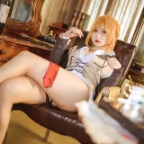 是一只熊仔《近卫昴》主题写真：35张全套美图