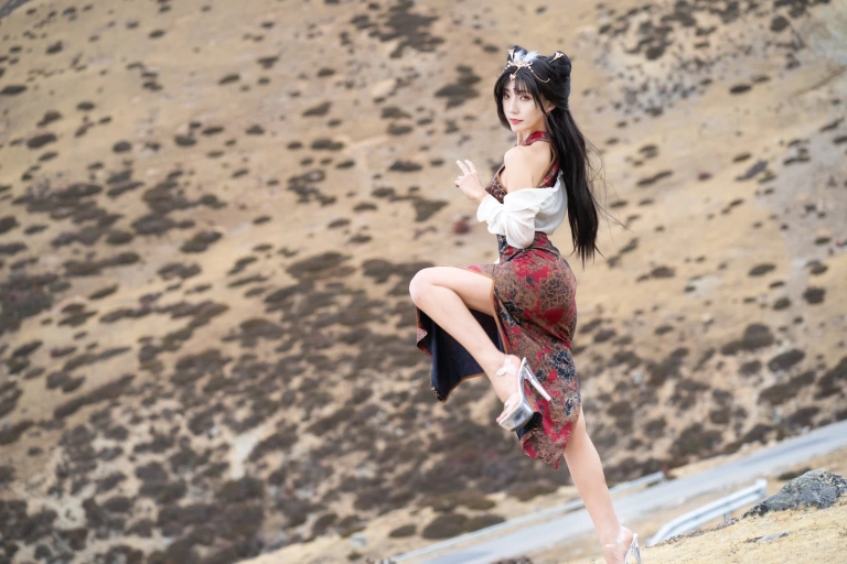 三水子《玉玲珑旗袍》主题写真：54张全套美图