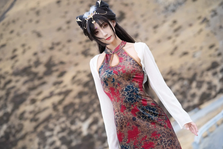 三水子《玉玲珑旗袍》主题写真：54张全套美图