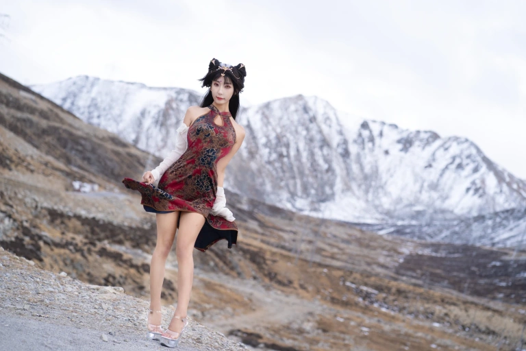 三水子《玉玲珑旗袍》主题写真：54张全套美图