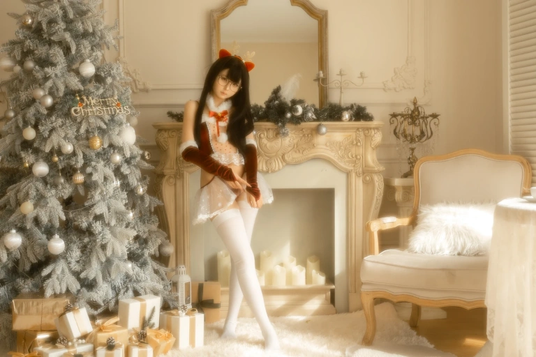 幼水铃衣《圣诞小鹿》主题写真：80张全套美图，含2个视频